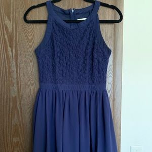 Pretty blue dress!
